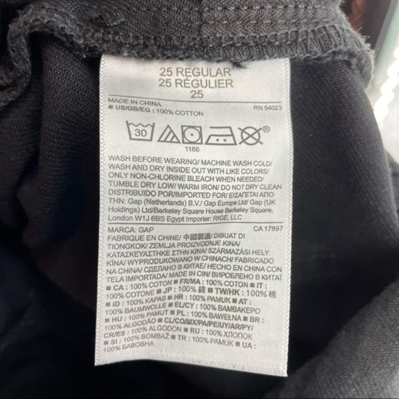 GAP‎ 1969 Distressed Destroyed Black Girlfriend jeans 25R - Picture 6 of 8